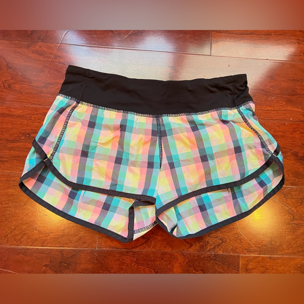 Rare Lululemon plaid speed short